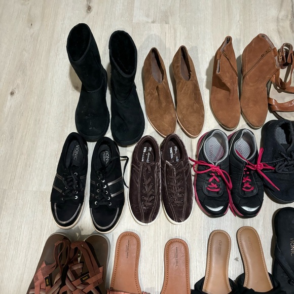 Resellers Shoe Bundle - Picture 5 of 5